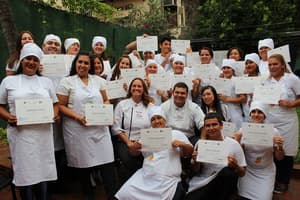 Nuevos cocineros egresados gracias a rescate de mangos
