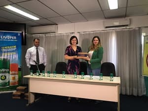 Donan 1.000 unidades de repelente para campaña contra el dengue