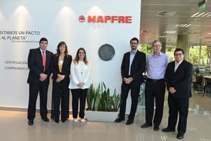 Compañía de seguros recibe certificación de sostenibilidad edilicia