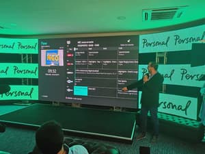 Presentan la nueva red de fibra óptica más rápida del país