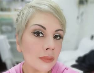 Periodista que critica privilegios en el Gobierno tiene un hermano en la función pública
