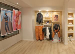 Lanzan espacio de prendas deportivas exclusivas para mujeres