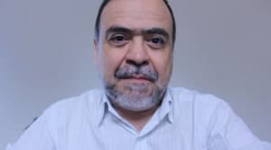 Salinas denuncia amenazas y retruca: “Ni un perro te mueve la cola”