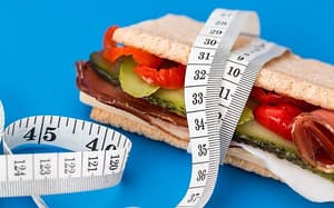 ¿Haces ejercicio pero comes mal? ¡Cuidado con los riesgos!