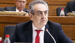 Yamil Esgaib quiere eliminar leyes contra el nepotismo para favorecer a sus “nepos”