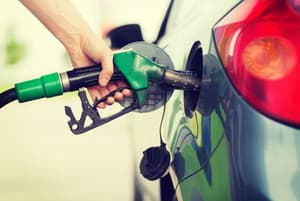 Conacom inicia investigación a emblemas privados por subas en el precio del combustible