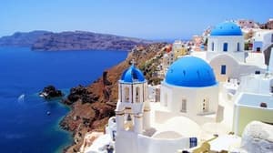 Grecia: Santorini en alerta tras 200 sismos en tres días