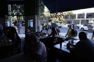 Buenos Aires sufre apagón masivo bajo calor extremo