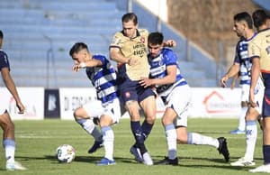 Cerro no pudo con 2 de Mayo y queda más lejos de la punta