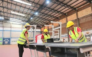 Tres meses después, Itaipú no llega ni a la mitad de los pupitres prometidos