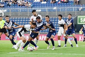 Olimpia se aleja del título tras empatar con Ameliano