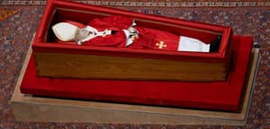 Adiós a Francisco: Basílica de San Pedro recibe al Pontífice