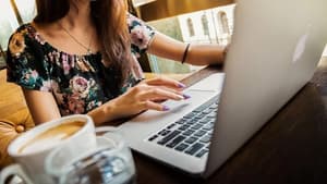Trabajo sedentario aumenta riesgo de insomnio