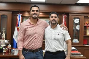 Sobrino de Luifer Bernal gana G. 8 millones en Petropar