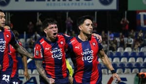 Cerro golea y sigue en lo más alto del torneo