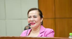 Senado abre sumario por caso de nepotismo que involucra a sobrinos de Noelia Cabrera