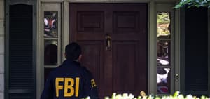 FBI allana casa y oficina de John Bolton, ex asesor de Trump