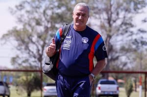 Alfaro presentó la lista de convocados para el último combo de Eliminatorias, con varias sorpresas