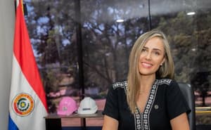 Exfuncionaria de Petropar dice que no le explicaron despido