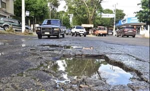 MOPC evalúa ofertas para pavimentar calles en cinco ciudades del área metropolitana, con una inversión de más de USD 32 millones