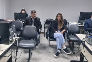 Posponen para abril de 2026 el juicio al exsenador argentino Kueider y a su secretaria