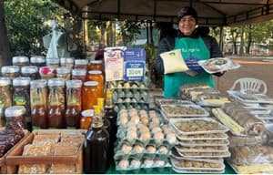 Feria “Manos de Mujeres” impulsa ingresos de emprendedoras