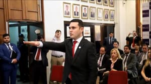 Senadores cuestionan respaldo institucional a Hernán Rivas