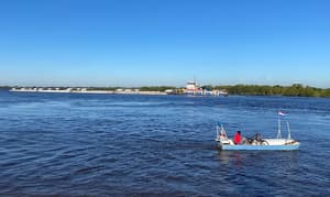 Río Paraguay registra aumento en varias localidades del país