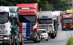 Camioneros reclaman suba del 30% en fletes por el diésel