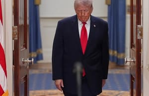 Trump cancela agenda y desata rumores sobre su salud
