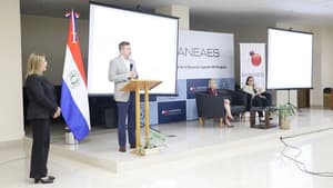 100.000 títulos universitarios sin acreditación en tres años
