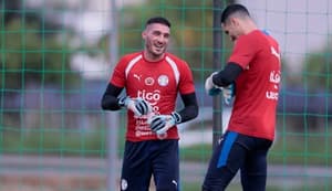 Alfaro mantiene la incógnita en el arco para el Mundial