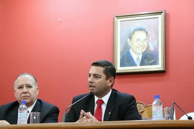 Clima podría afectar marcha oficialista