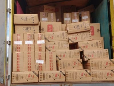 Incautan cigarrillos de Cartes