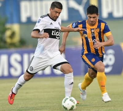 Sin Julián por un mes