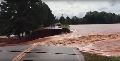 Desbordes e inundación en Itapúa