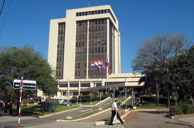 Municipalidad de Asunción podría rescindir contrato con Parxin