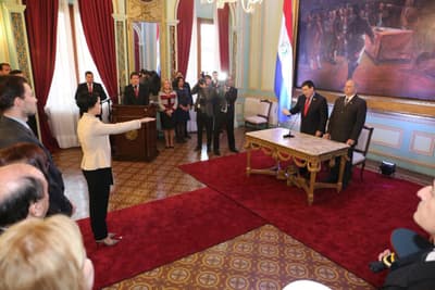 Jura la primera mujer como titular en el Ministerio de Hacienda
