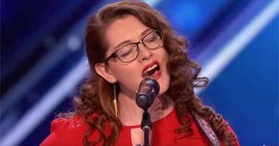 Cantante sorda conmueve al jurado de un reality show