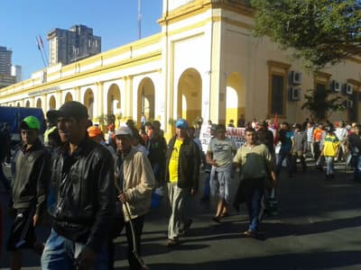 Atasco de hasta una hora en el centro 
