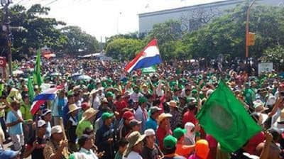 Políticos del PLRA y Frente Guasú llevan "apoyo" a campesinos