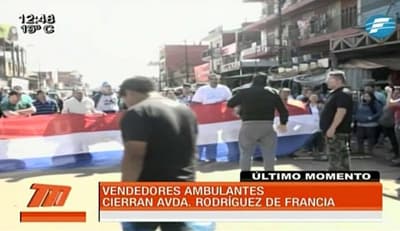 Vendedores solicitan exoneración de canon