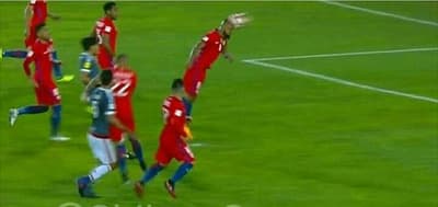 Vidal minimiza goleada: “Fue mala suerte”