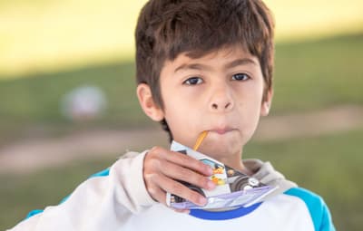 Empresa promueve consumo de leche en edad escolar