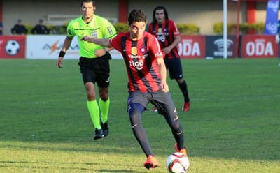 Almirón habla de sus inicios y de su “hermoso” debut en Cerro  