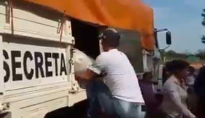 Saquean vehículo con víveres de la SEN