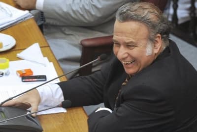 Viudos de excongresistas perciben millonarios montos estatales
