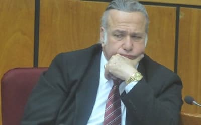 Plantean expulsar a González Daher de la ANR
