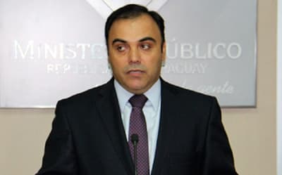 Exigen renuncia de Díaz Verón
