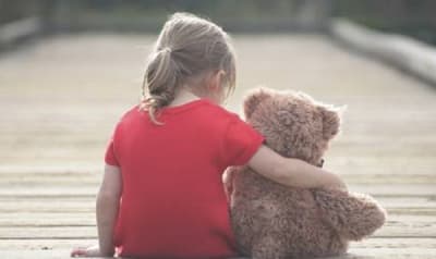 Interpol busca a sospechoso de abusar y embarazar a una niña